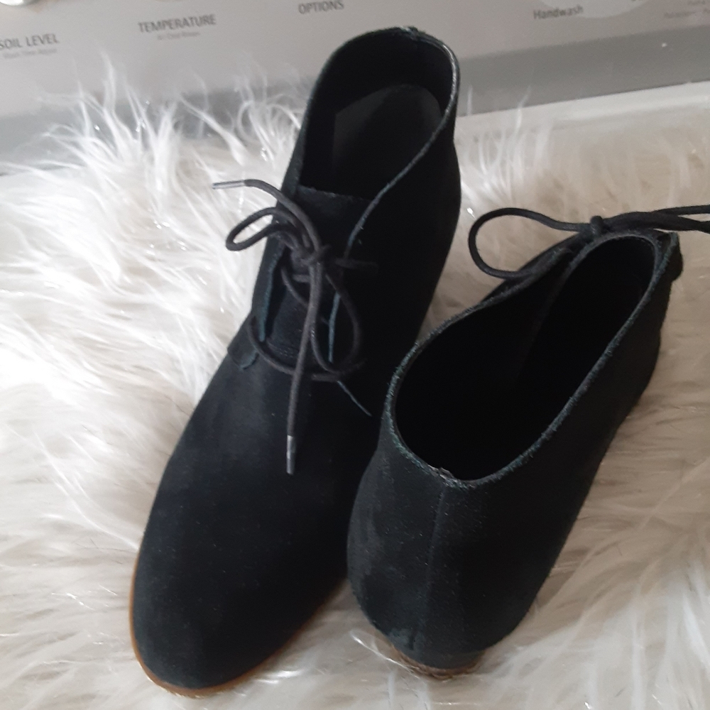 Franco Sarto shoes booties